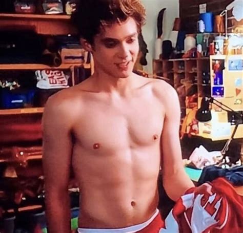The 20-year-old actor and singer has been the center of internet. . Joshua bassett shirtless